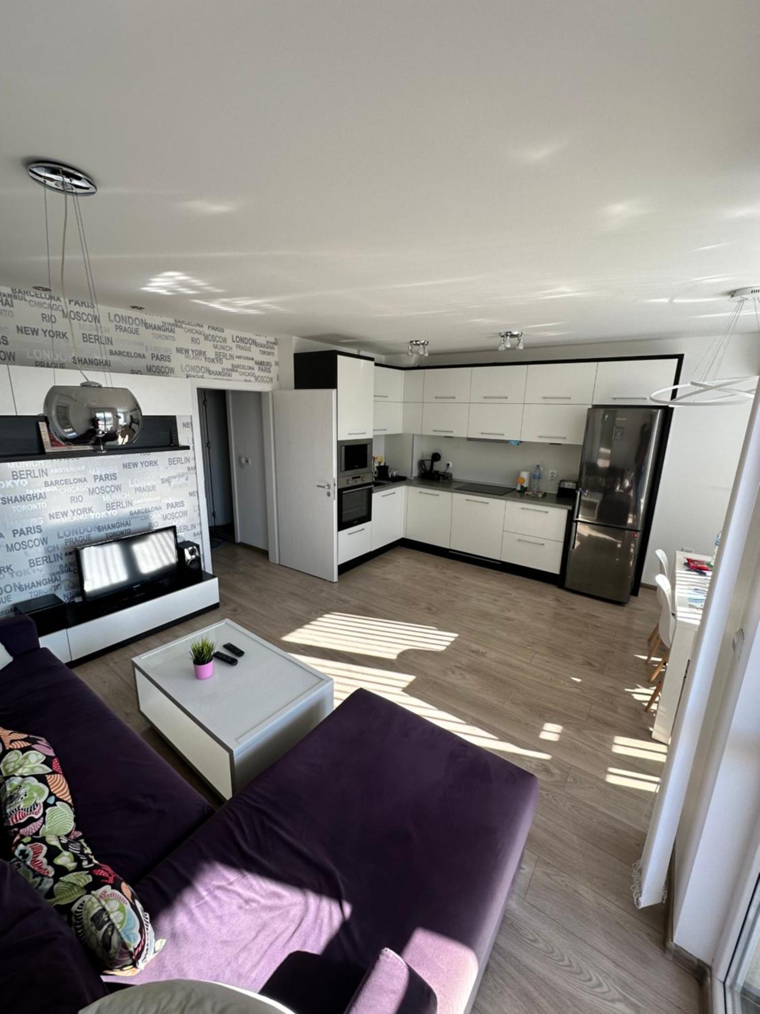 Briz Apartment; 2 Bdr; 6 Guests; Private Parking Varna Eksteriør bilde