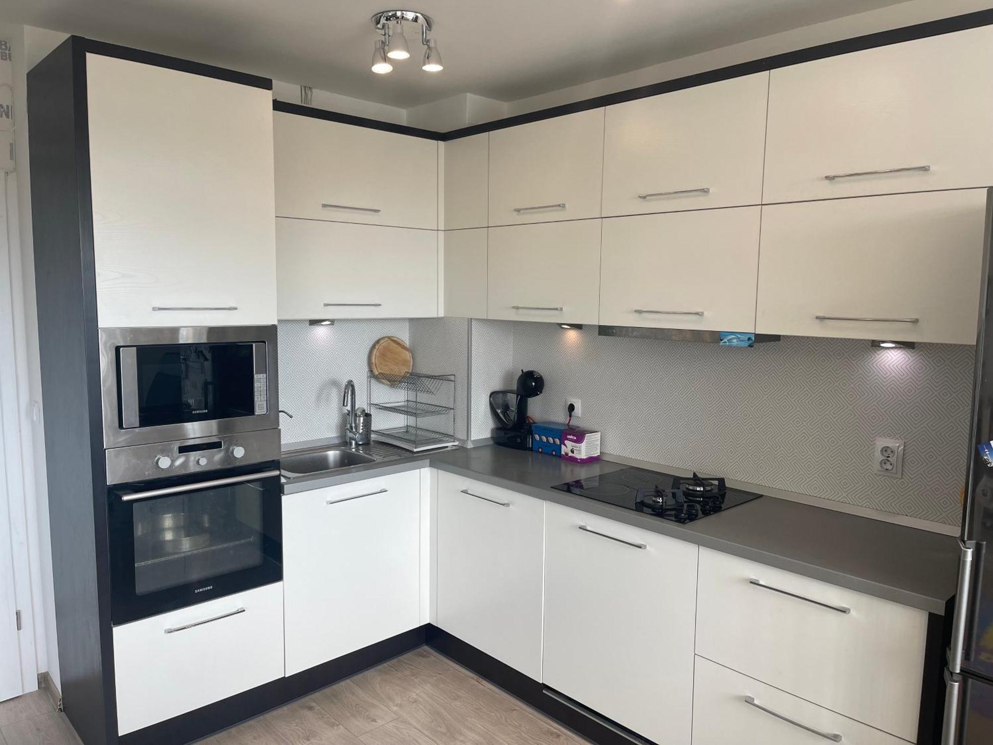 Briz Apartment; 2 Bdr; 6 Guests; Private Parking Varna Eksteriør bilde